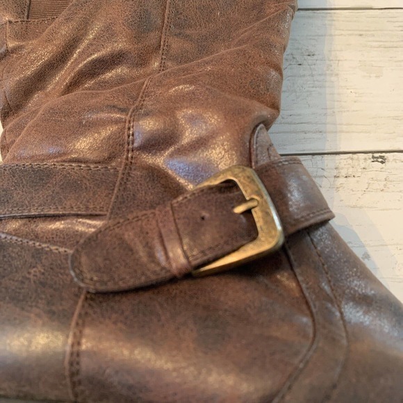 Baretraps Women's Size 7 Sherwood‎ Tall Brown Riding Boots, Straps Buckle Accent - Picture 4 of 7